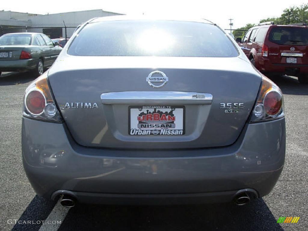 2008 Altima 3.5 SE - Precision Gray Metallic / Charcoal photo #4