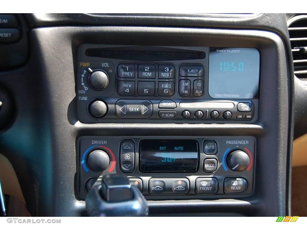 2000 Corvette Coupe - Torch Red / Light Oak photo #20