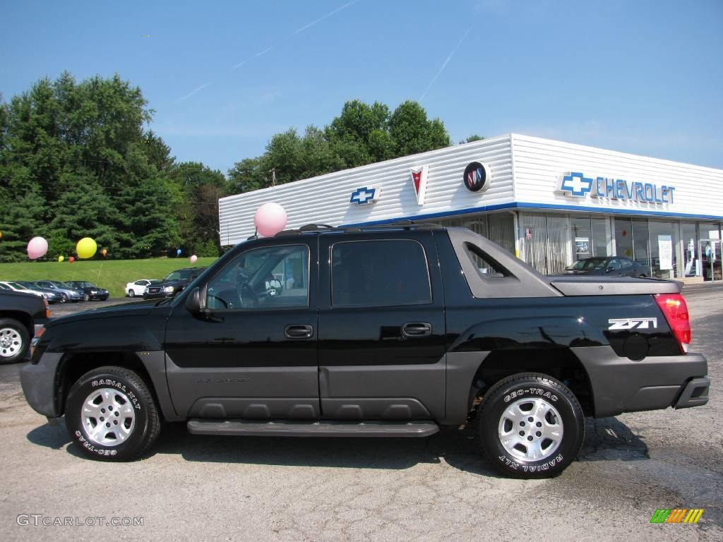 2005 Avalanche Z71 4x4 - Black / Gray/Dark Charcoal photo #2