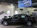 Brilliant Black - 300 C HEMI Photo No. 2