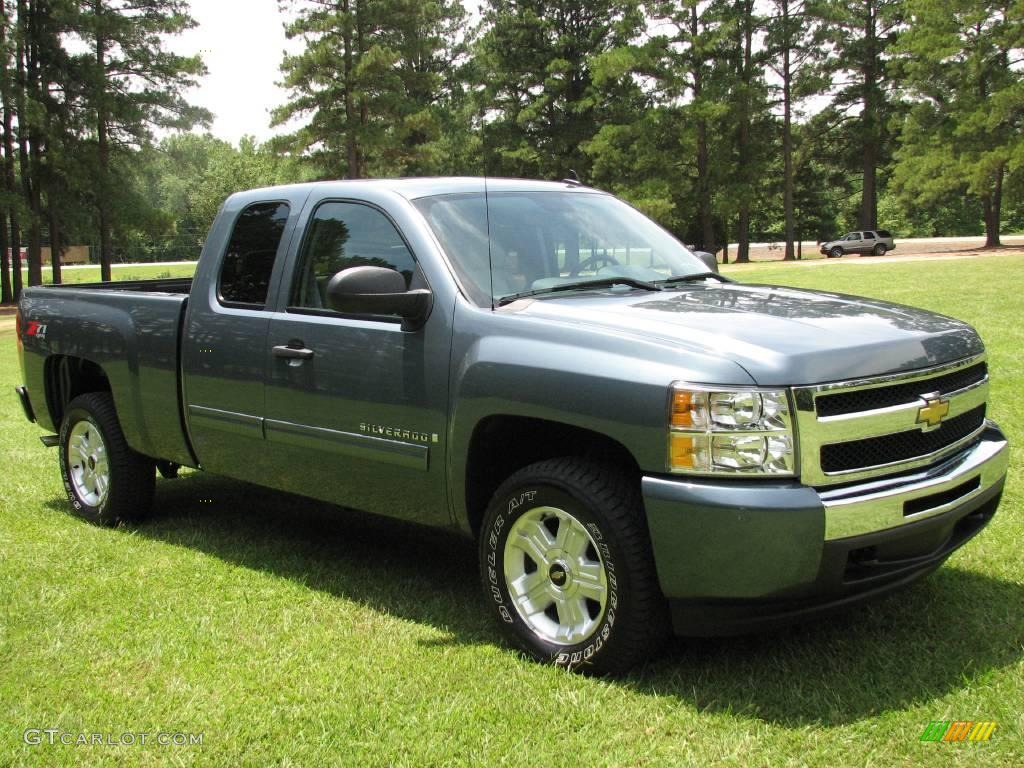 2009 Silverado 1500 LT Extended Cab 4x4 - Blue Granite Metallic / Light Titanium photo #3