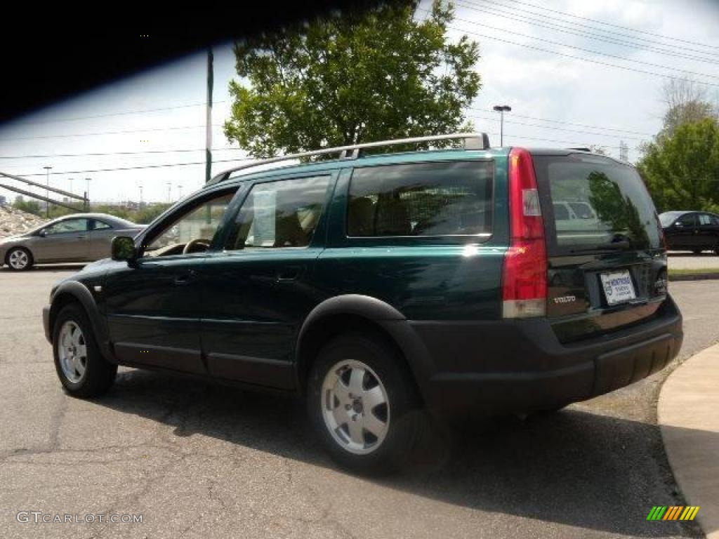 2002 V70 2.4T XC AWD Wagon - Cypress Green Metallic / Sand photo #5