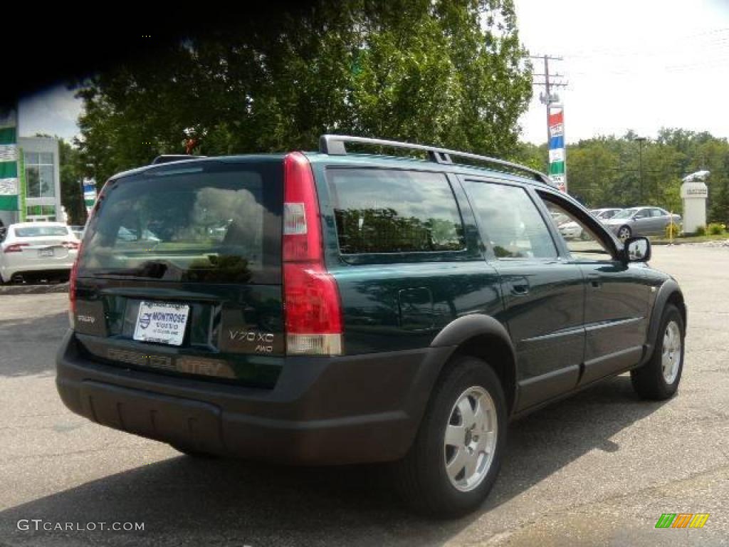 2002 V70 2.4T XC AWD Wagon - Cypress Green Metallic / Sand photo #7