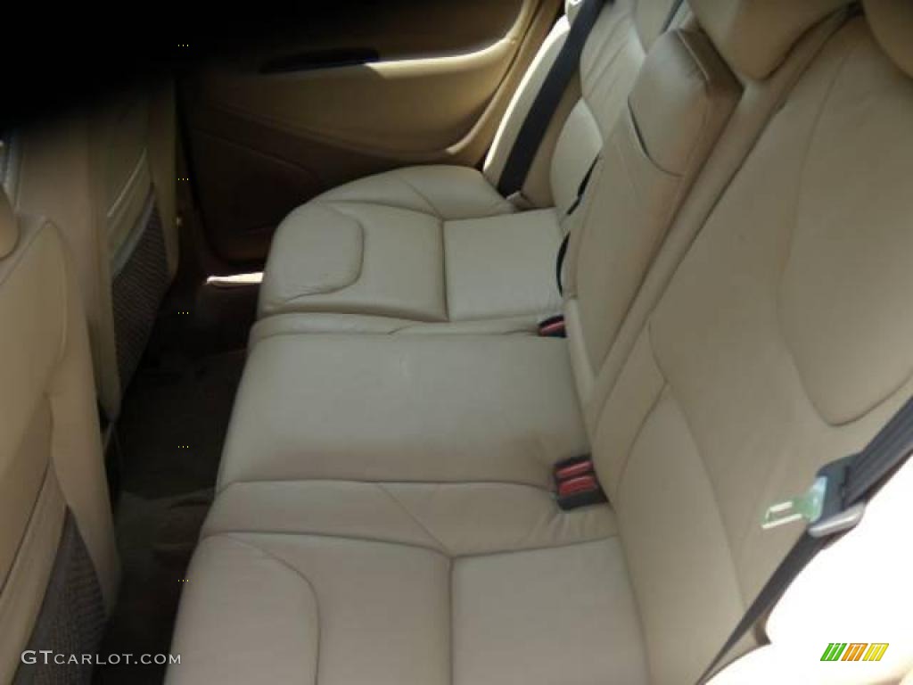 2002 V70 2.4T XC AWD Wagon - Cypress Green Metallic / Sand photo #12