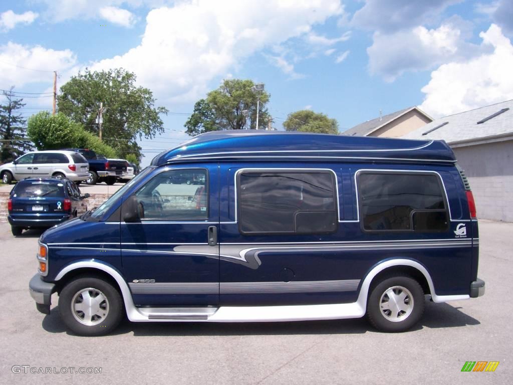 2002 Express 1500 Passenger Conversion Van - Indigo Blue Metallic / Dark Pewter photo #7