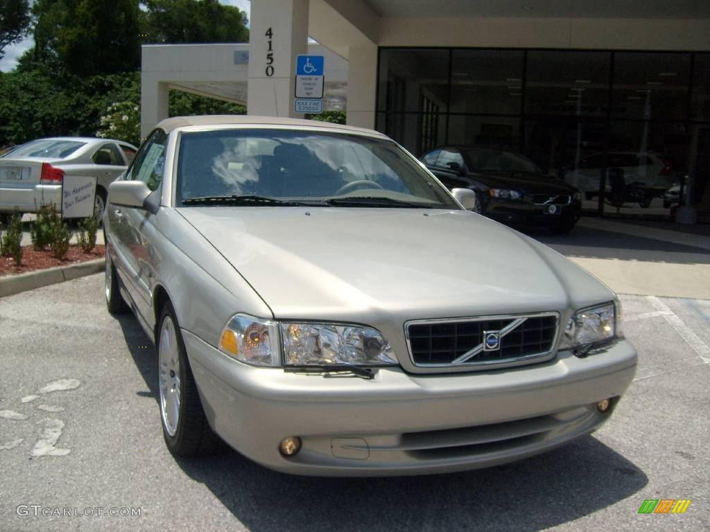 2004 C70 Low Pressure Turbo - Moondust Metallic / Linen White photo #9