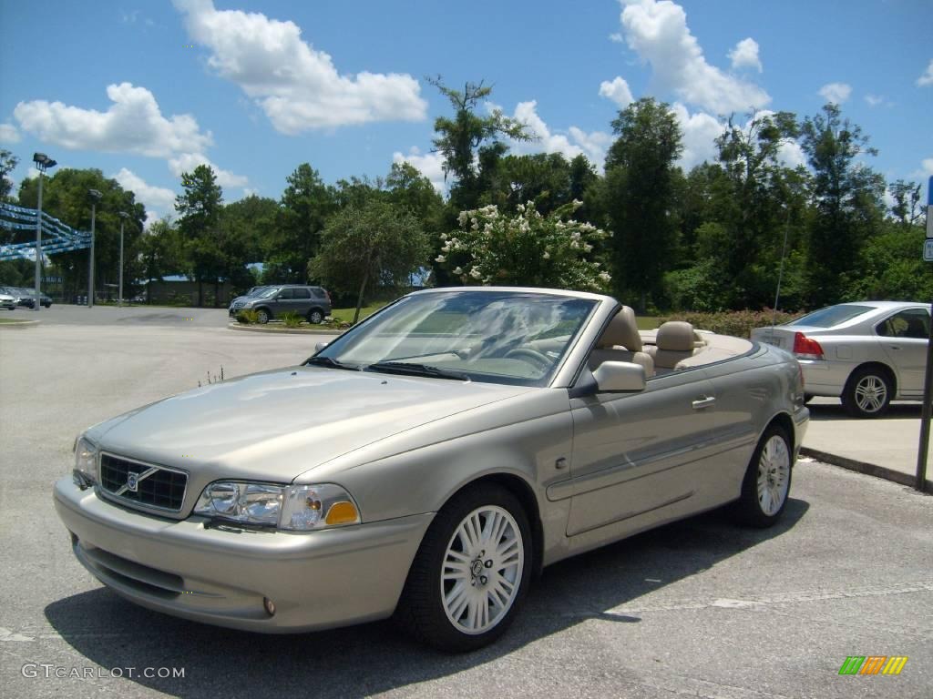 2004 C70 Low Pressure Turbo - Moondust Metallic / Linen White photo #10