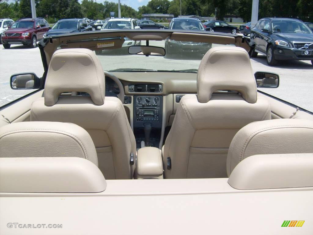 2004 C70 Low Pressure Turbo - Moondust Metallic / Linen White photo #12