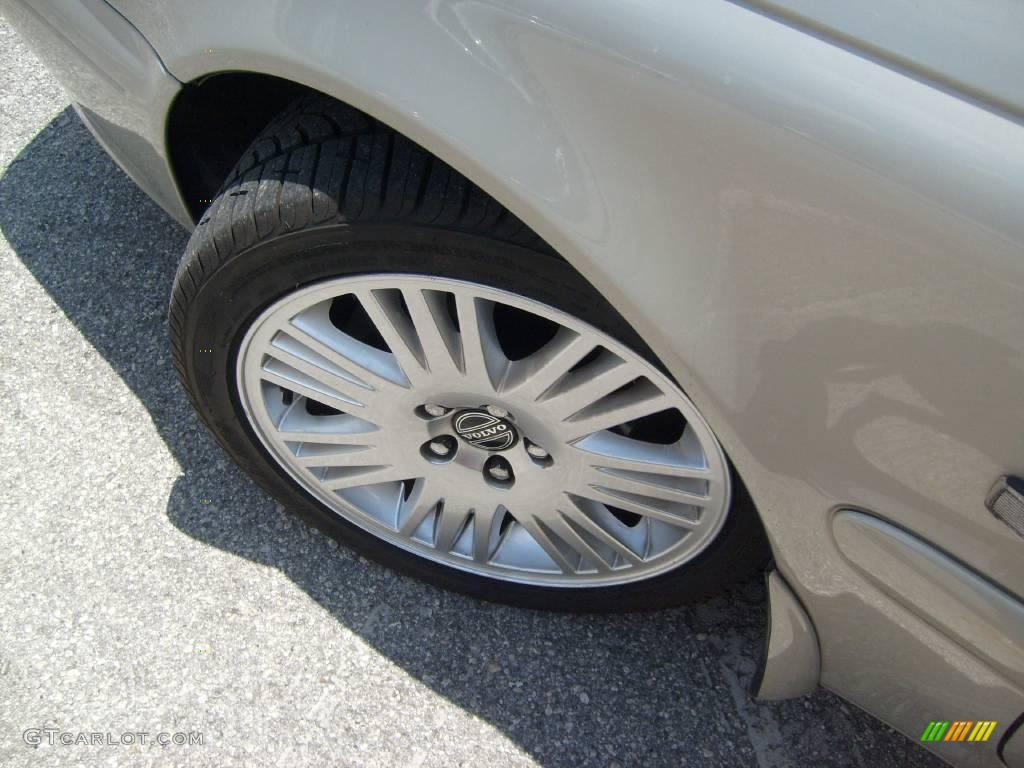 2004 C70 Low Pressure Turbo - Moondust Metallic / Linen White photo #15