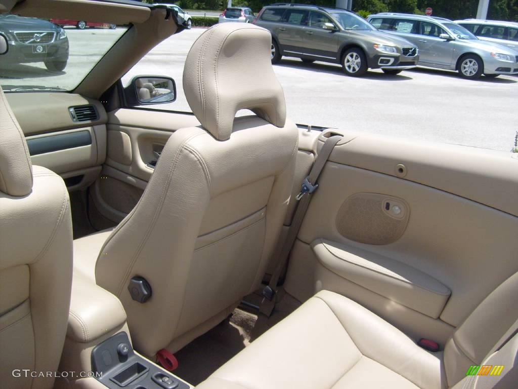 2004 C70 Low Pressure Turbo - Moondust Metallic / Linen White photo #22
