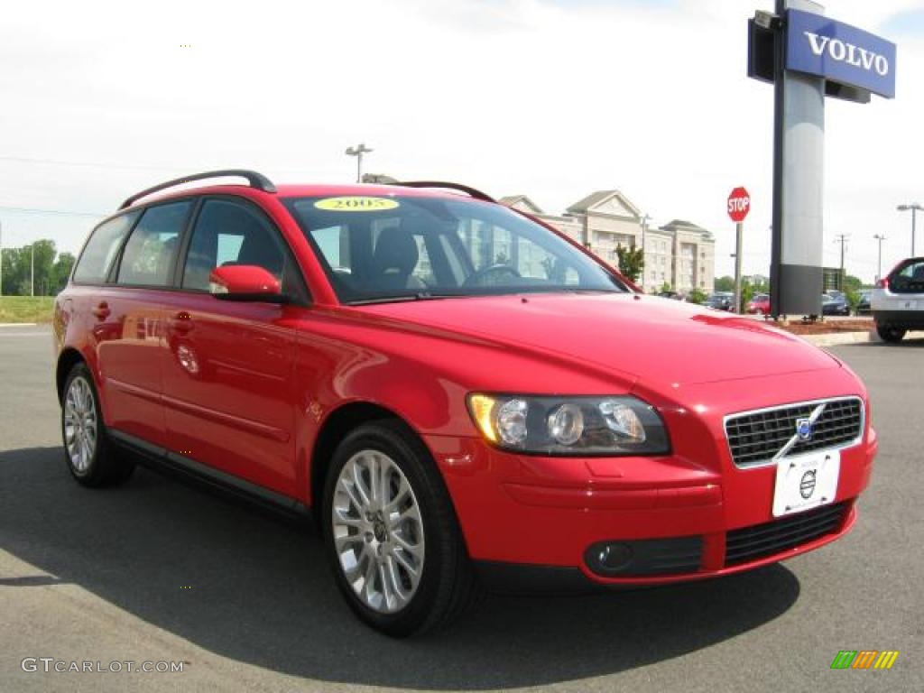 2005 V50 2.4i - Passion Red / Off-Black photo #15