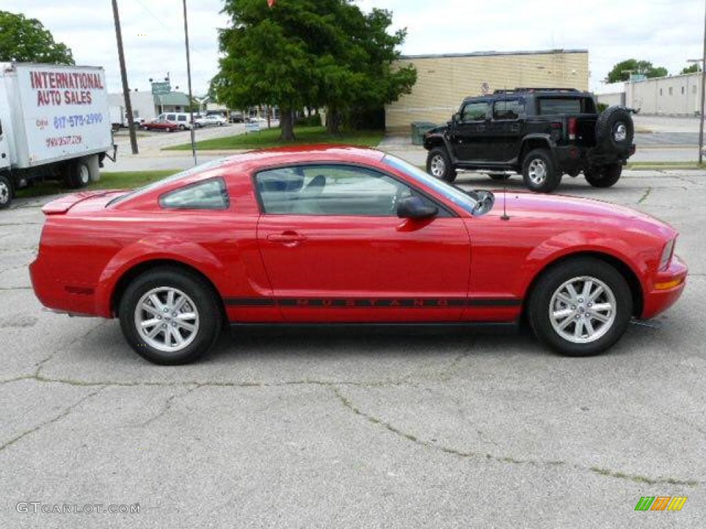 2007 Mustang V6 Deluxe Coupe - Torch Red / Medium Parchment photo #3