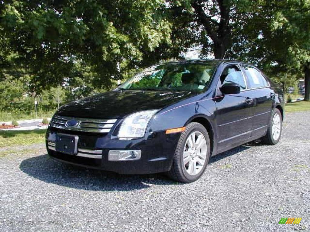 Black Ford Fusion