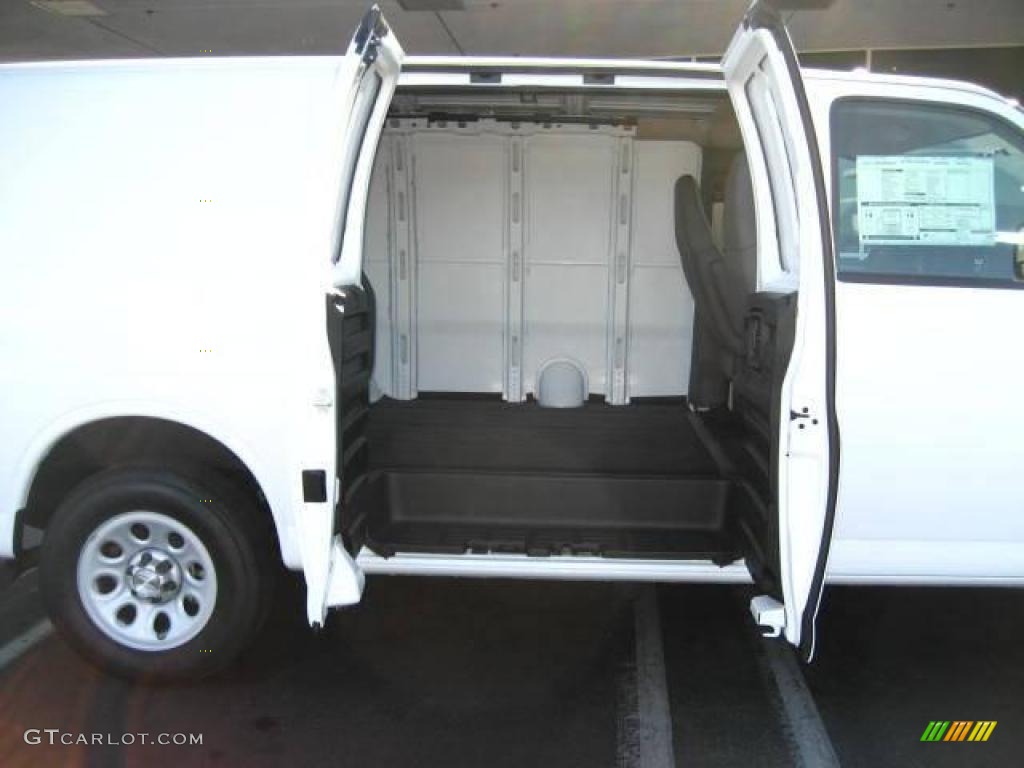 2009 Express 1500 Cargo Van - Summit White / Medium Pewter photo #5