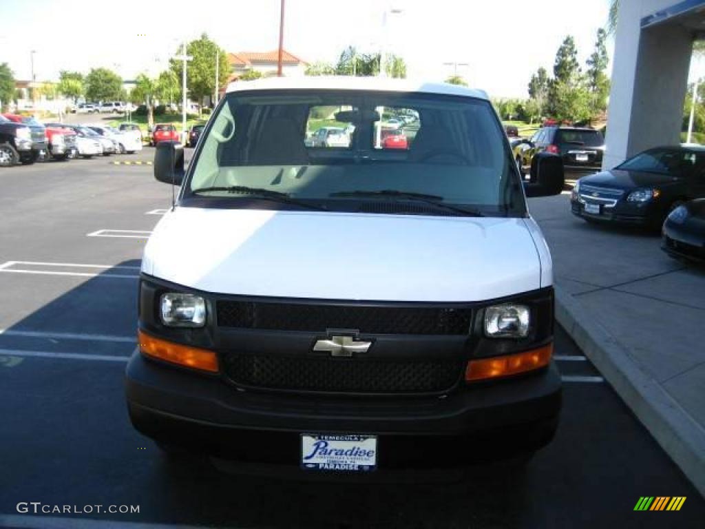 2009 Express 1500 Cargo Van - Summit White / Medium Pewter photo #6