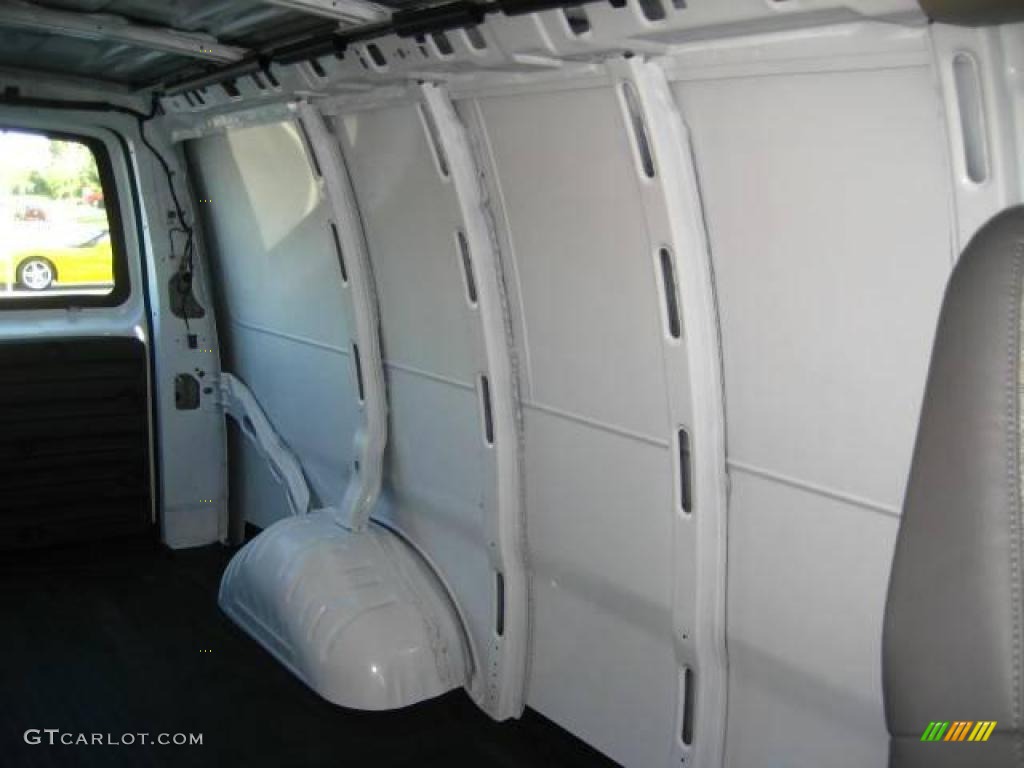 2009 Express 1500 Cargo Van - Summit White / Medium Pewter photo #9