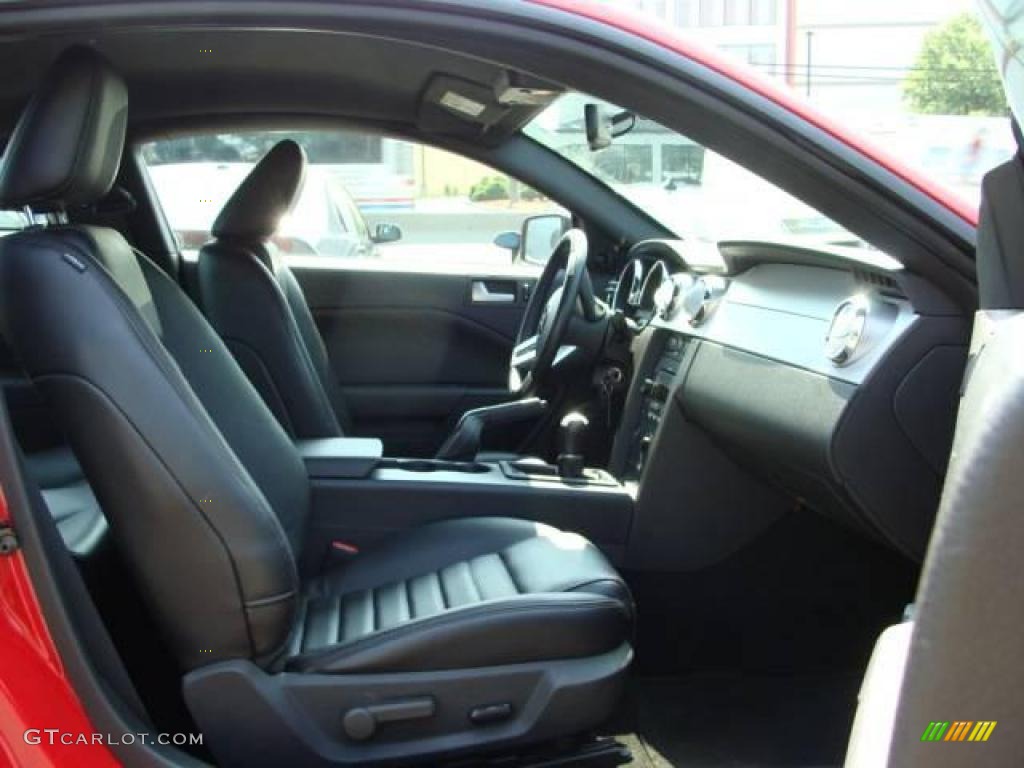 2007 Mustang GT Premium Coupe - Torch Red / Dark Charcoal photo #16