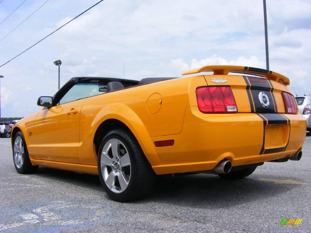 2007 Mustang GT Premium Convertible - Grabber Orange / Dark Charcoal photo #6