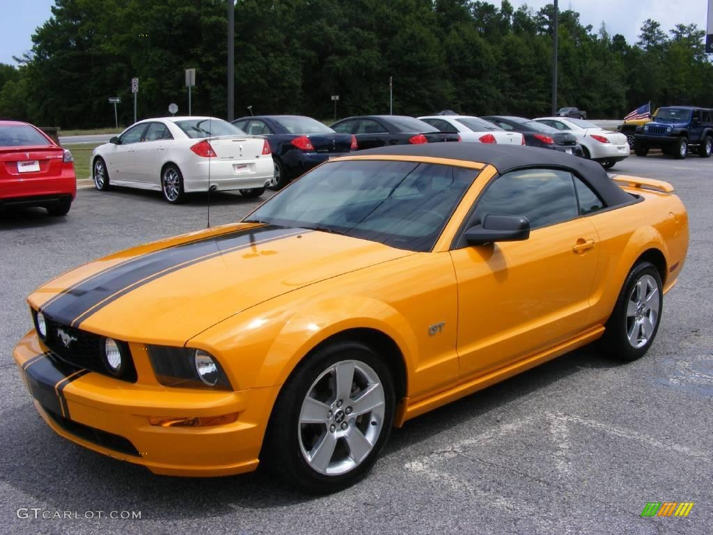 2007 Mustang GT Premium Convertible - Grabber Orange / Dark Charcoal photo #20