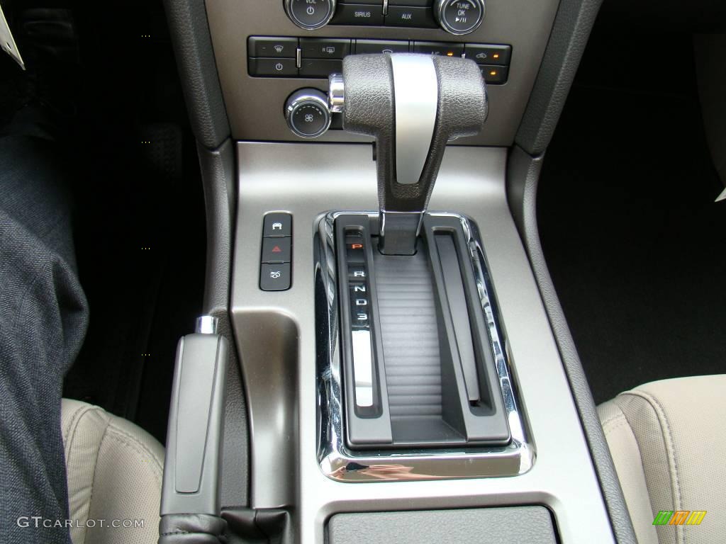 2010 Mustang V6 Coupe - Kona Blue Metallic / Stone photo #21