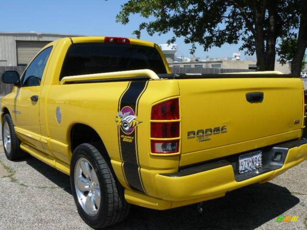 2004 Ram 1500 SLT Rumble Bee Regular Cab - Solar Yellow / Dark Slate Gray/Yellow Accents photo #4