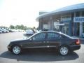 Black - E 320 4Matic Sedan Photo No. 2