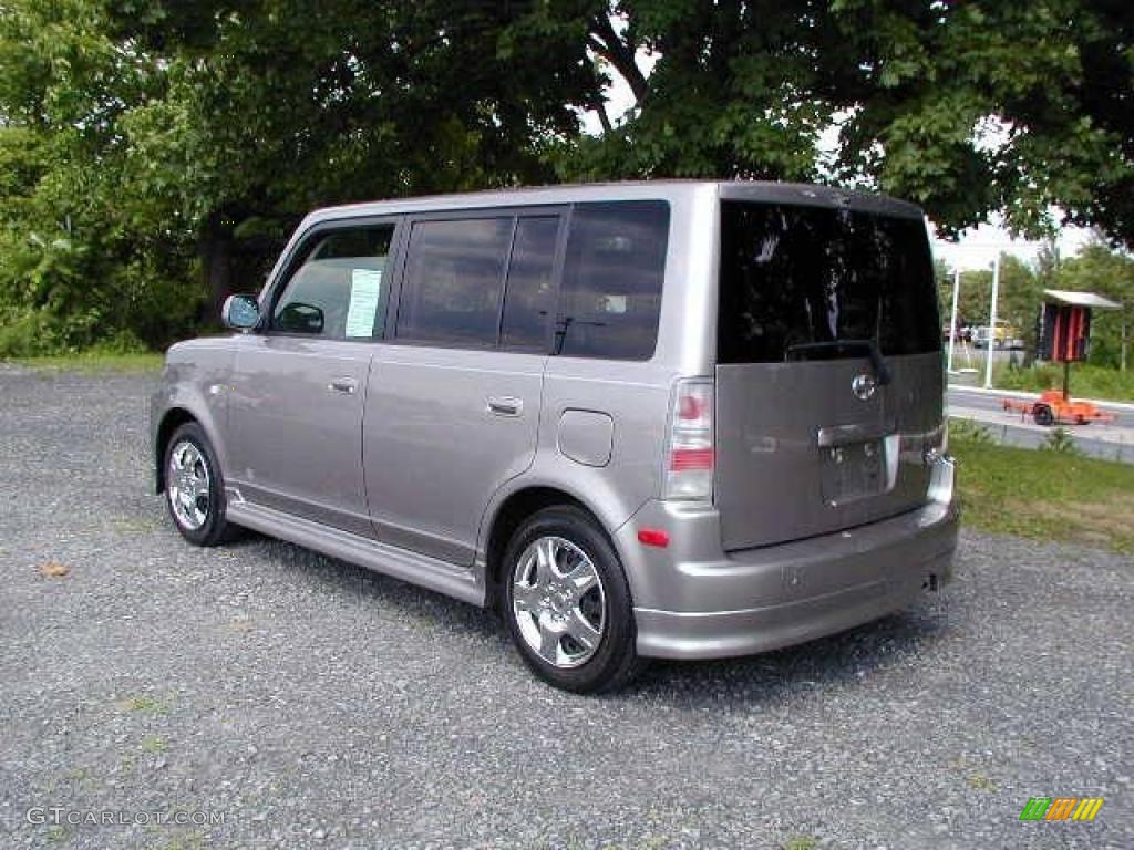 2005 xB  - Thunder Cloud Metallic / Dark Charcoal photo #4