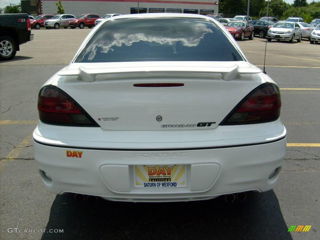 2003 Grand Am GT Sedan - Summit White / Dark Pewter photo #3