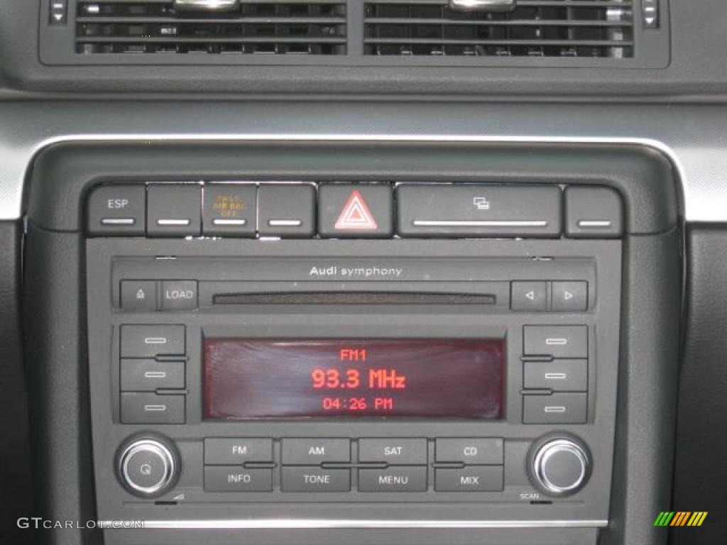 2008 A4 2.0T Sedan - Light Silver Metallic / Black photo #15