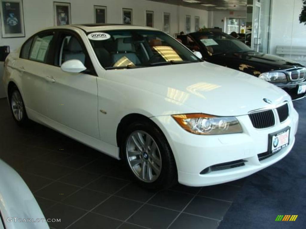 Alpine White BMW 3 Series