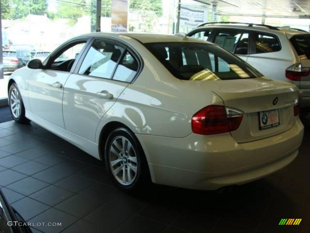 2006 3 Series 325xi Sedan - Alpine White / Grey photo #3