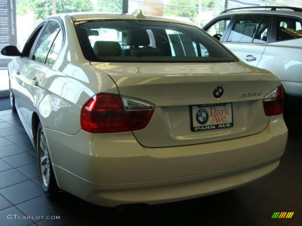 2006 3 Series 325xi Sedan - Alpine White / Grey photo #4