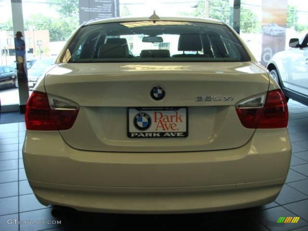 2006 3 Series 325xi Sedan - Alpine White / Grey photo #5