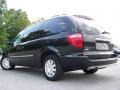 2007 Brilliant Black Crystal Pearl Chrysler Town & Country Touring  photo #2