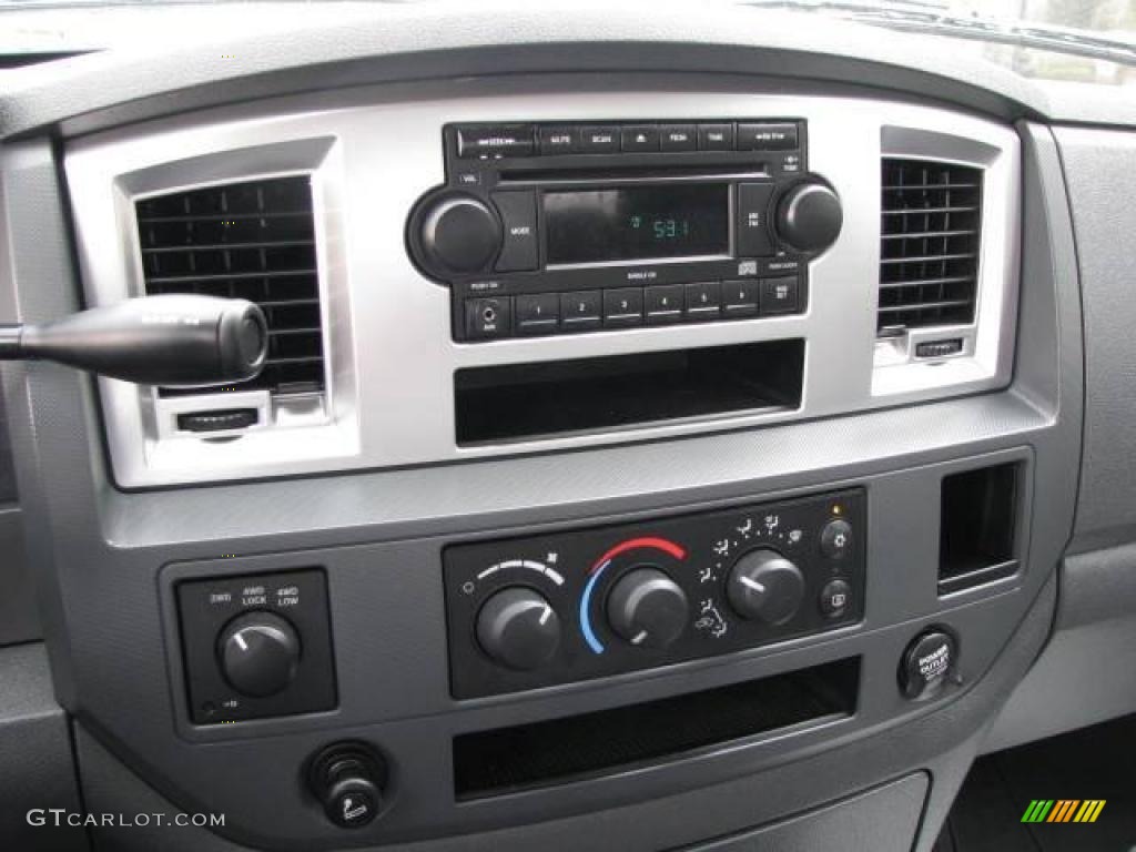 2008 Ram 1500 Big Horn Edition Quad Cab 4x4 - Bright Silver Metallic / Medium Slate Gray photo #11