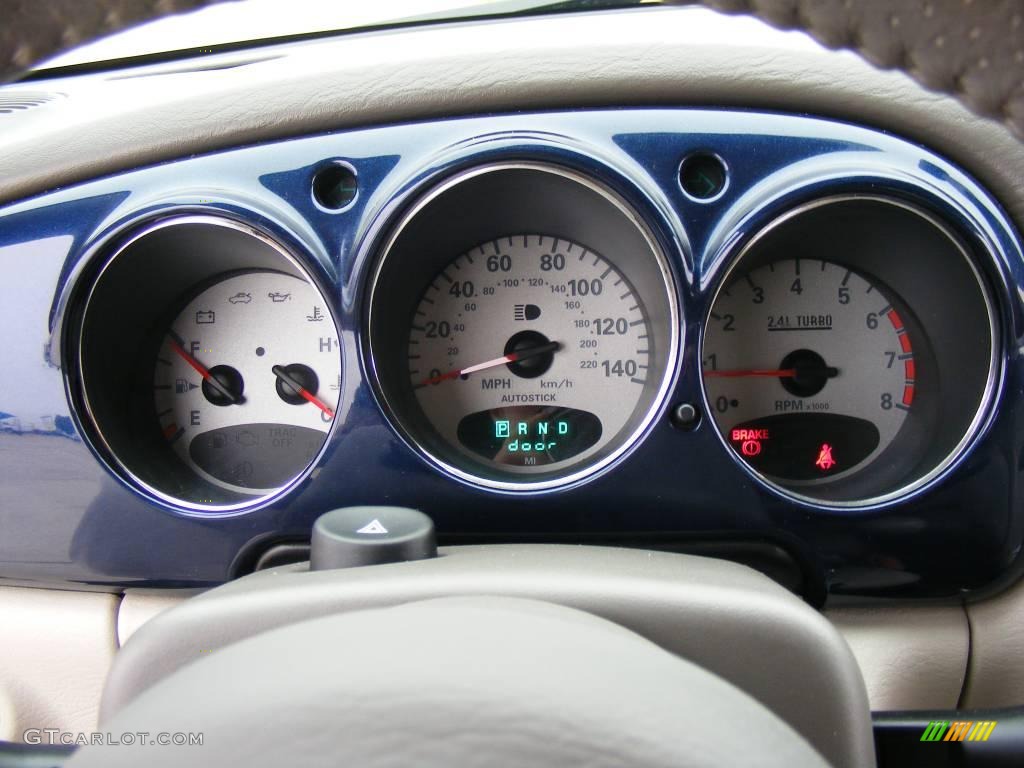2005 PT Cruiser GT Convertible - Midnight Blue Pearl / Taupe/Pearl Beige photo #37