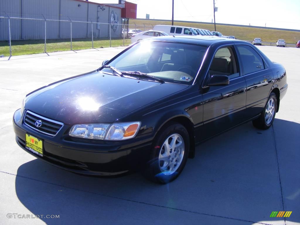 2001 Camry LE - Black / Oak photo #1