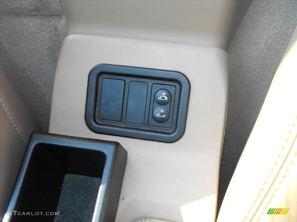 2001 Z3 3.0i Roadster - Siena Red Metallic / Beige photo #21