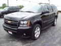 Black - Suburban LT 4x4 Photo No. 2