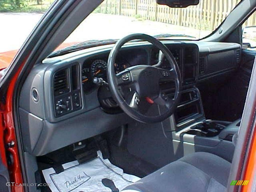 2005 Silverado 1500 LS Crew Cab - Victory Red / Dark Charcoal photo #12