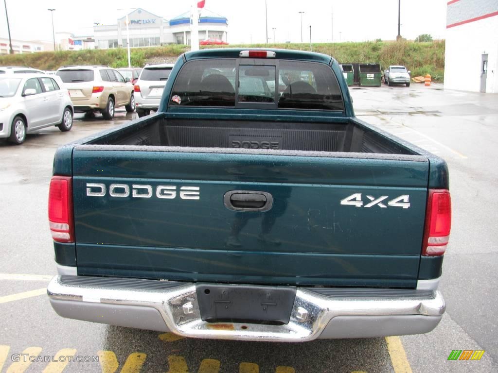 1997 Dakota SLT Extended Cab 4x4 - Emerald Green Metallic / Agate photo #4