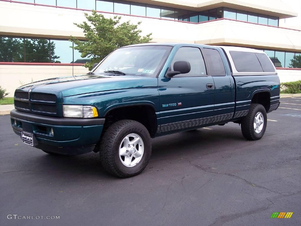 1998 Ram 1500 Sport Extended Cab 4x4 - Emerald Green Pearl / Gray photo #2