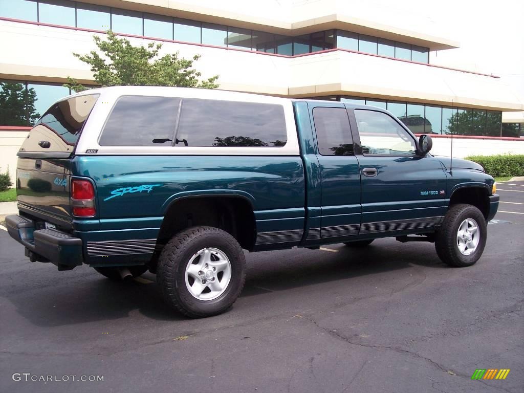1998 Ram 1500 Sport Extended Cab 4x4 - Emerald Green Pearl / Gray photo #16