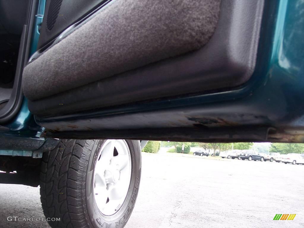 1998 Ram 1500 Sport Extended Cab 4x4 - Emerald Green Pearl / Gray photo #32