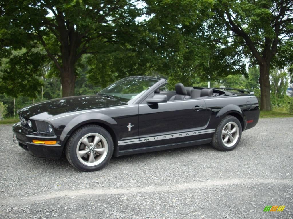 2006 Mustang V6 Premium Convertible - Black / Dark Charcoal photo #1