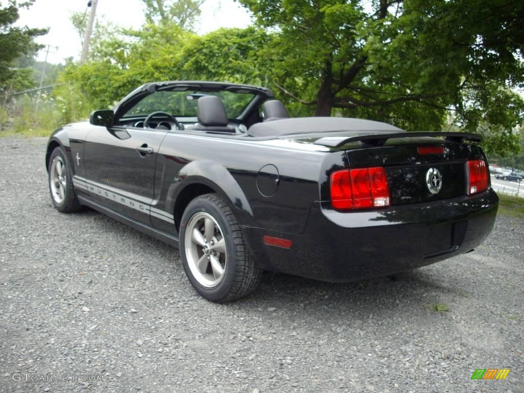 2006 Mustang V6 Premium Convertible - Black / Dark Charcoal photo #5