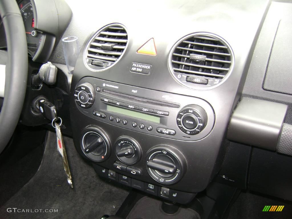 2009 New Beetle 2.5 Convertible - Custom Pink / Black photo #14
