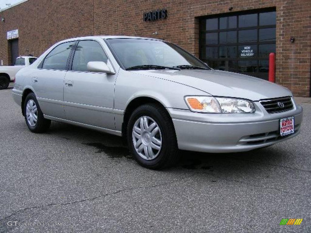 2001 Camry LE - Lunar Mist Metallic / Gray photo #1