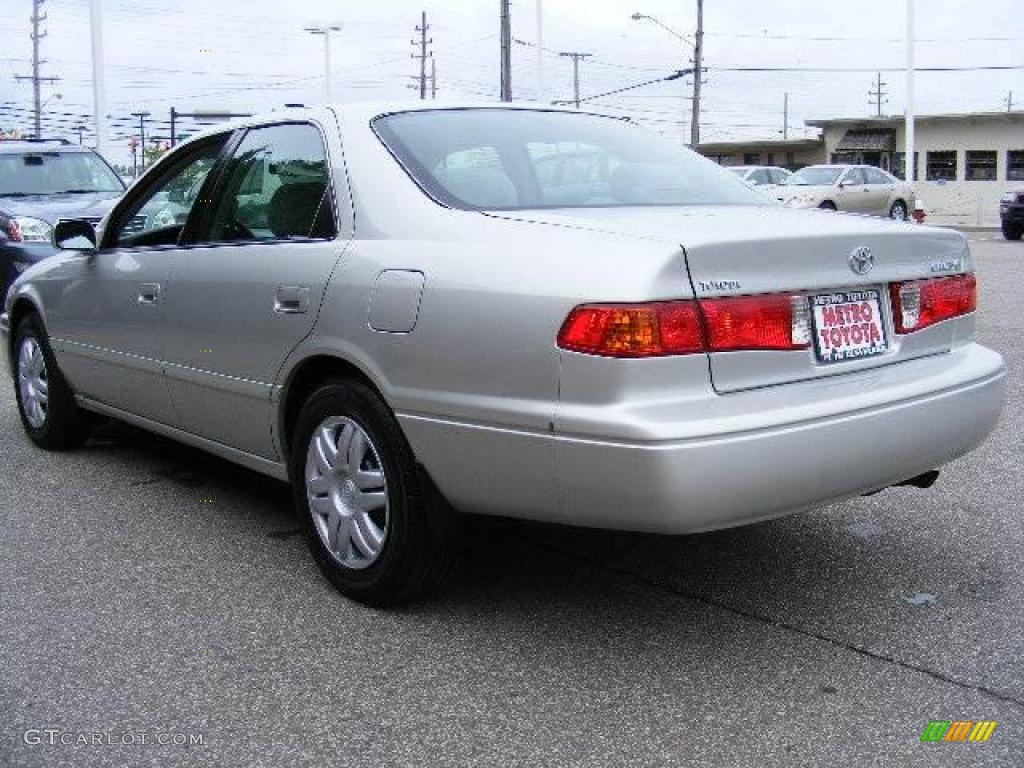 2001 Camry LE - Lunar Mist Metallic / Gray photo #5