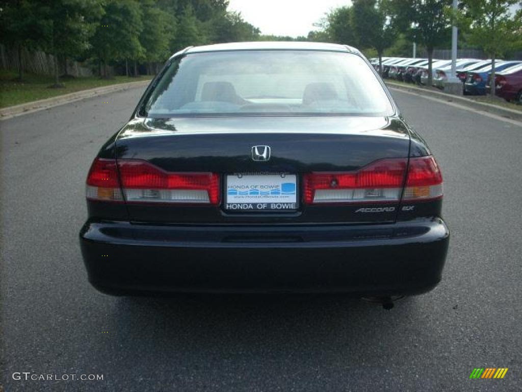 2002 Accord SE Sedan - Nighthawk Black Pearl / Quartz Gray photo #4